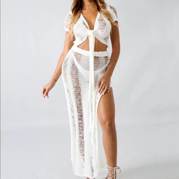 Elegantly Beige Shredded Sexy Cotton Knit Set W/Slit Skirt & Long Tie Wrap Top - Picture 7 of 9